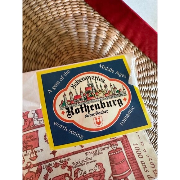 Rothenburg ob der Tauber Santa Star Ornament – With Box & Wrapping - Picture 4 of 8